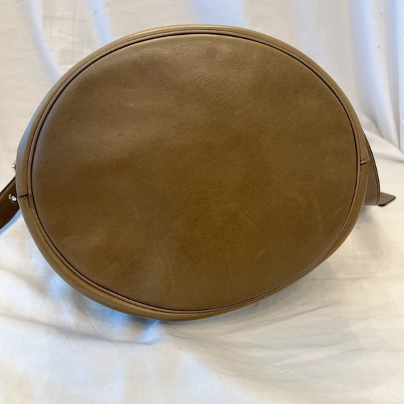 Coach Bleecker Leather Bag 32282 – Large Slouchy Bucket / Duffle – Olive Green - Picture 8 of 13